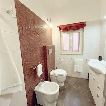 Apartment Tifeo House